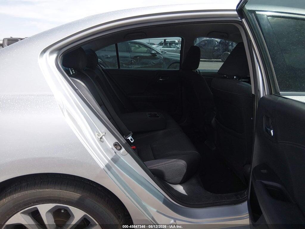 1HGCR2F55FA139398 2015 HONDA ACCORD photo no. 8