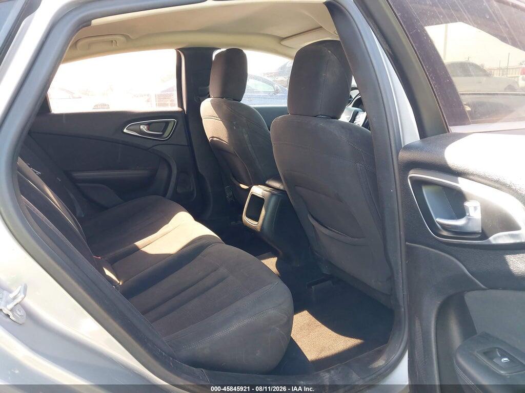 1C3CCCAB2FN660272 2015 CHRYSLER 200 photo no. 8