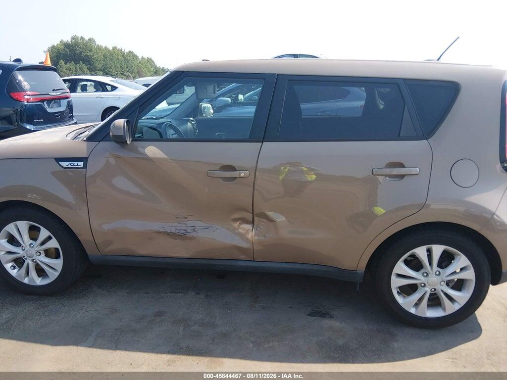 KNDJP3A59F7162981 2015 KIA SOUL photo no. 6