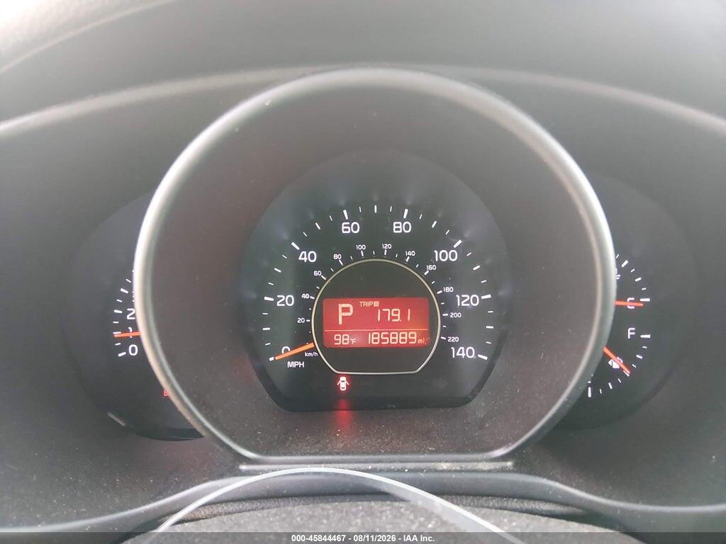 KNDJP3A59F7162981 2015 KIA SOUL photo no. 7