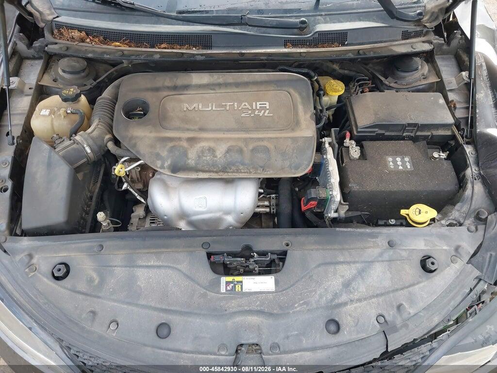 1C3CCCBB8FN727228 2015 CHRYSLER 200 photo no. 10