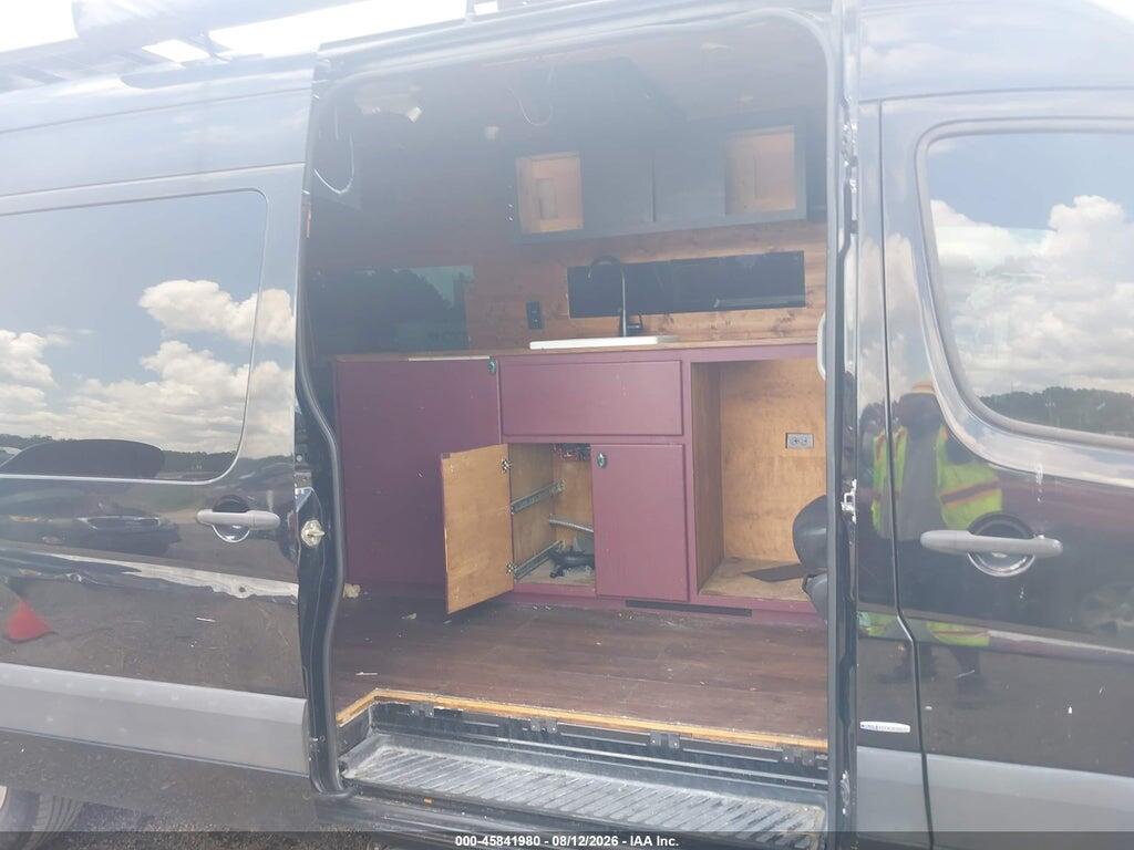 WDZPE8DC9FP140695 2015 MERCEDES-BENZ SPRINTER 2500 photo no. 8