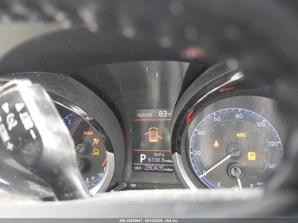 5YFBURHE5FP194802 2015 TOYOTA COROLLA photo no. 7