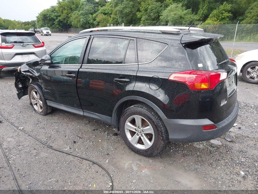 2T3RFREV9FW397727 2015 TOYOTA RAV4 photo no. 3