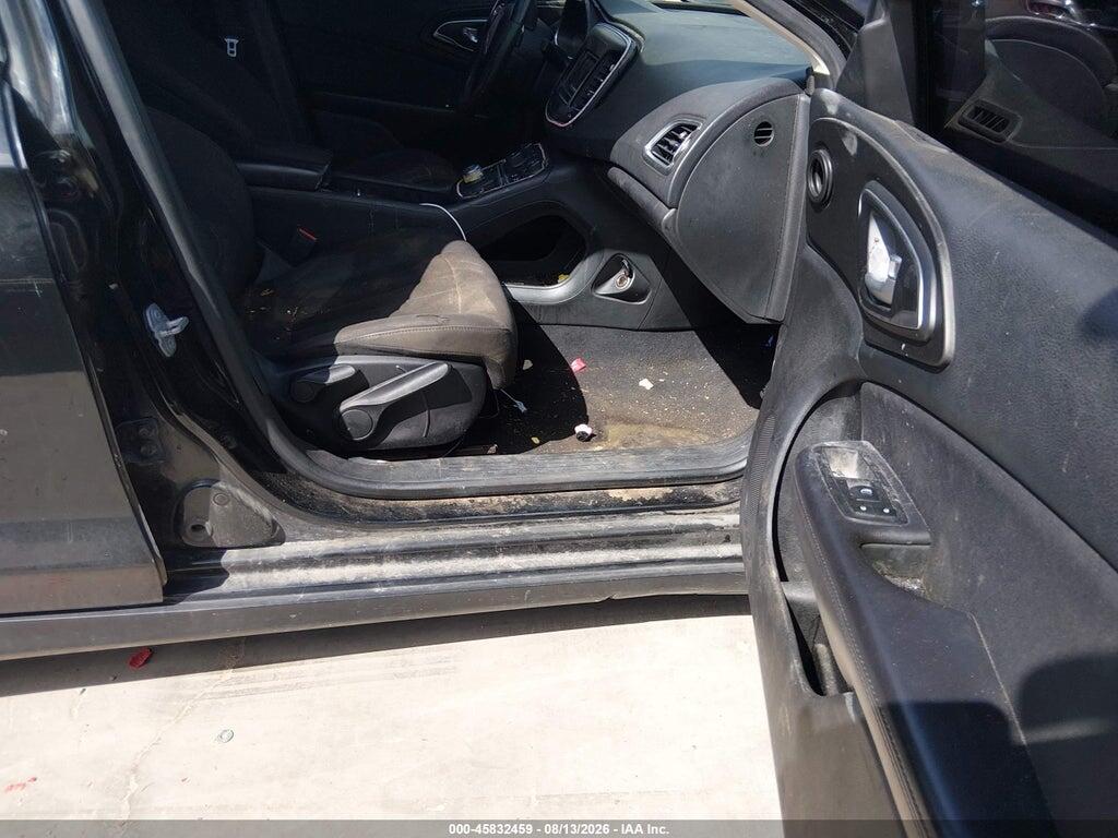 1C3CCCAB6FN669654 2015 CHRYSLER 200 photo no. 5