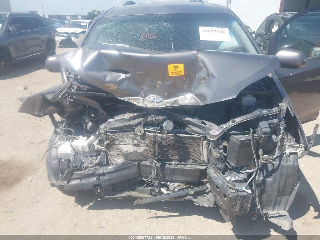 5TDYK3DC9FS545655 2015 TOYOTA SIENNA photo no. 9