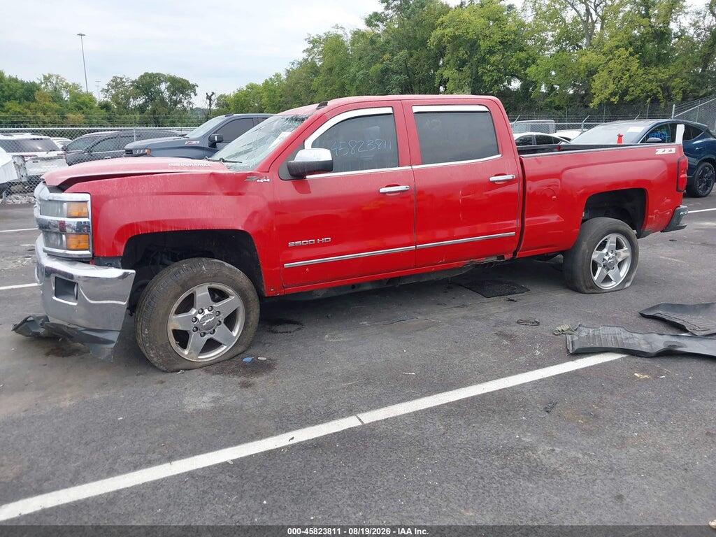 1GC1KWE85FF124853 2015 CHEVROLET SILVERADO 2500HD photo no. 2