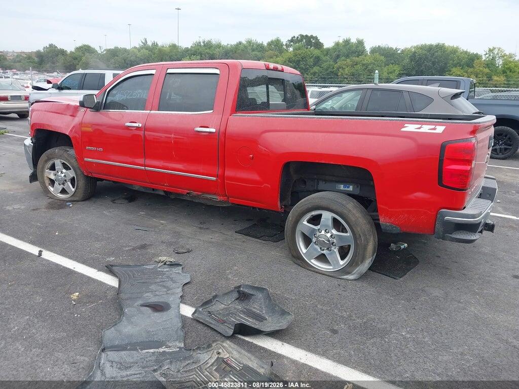 1GC1KWE85FF124853 2015 CHEVROLET SILVERADO 2500HD photo no. 3
