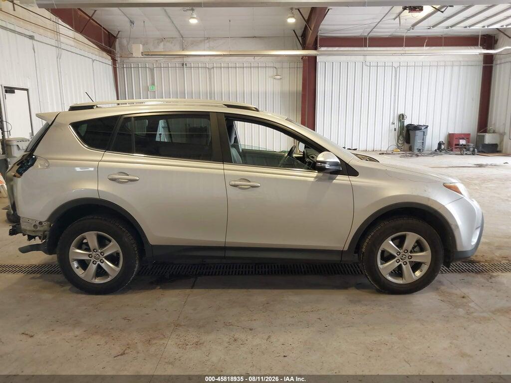2T3RFREV8FW327300 2015 TOYOTA RAV4 photo no. 12