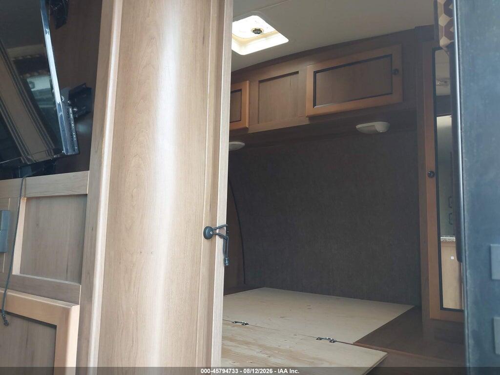 5RXTD2826F1032549 2015 SHADOW CRUISER 27 TRAVEL TRAILER photo no. 12
