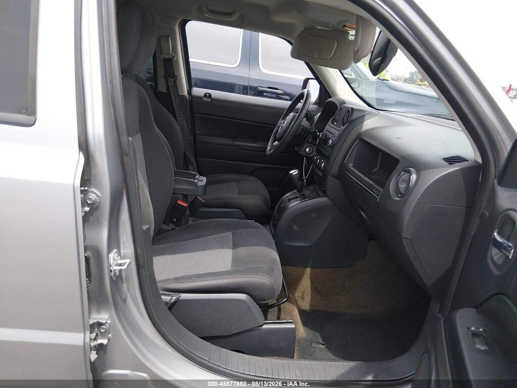 1C4NJPFB4GD813834 2016 JEEP PATRIOT photo no. 5