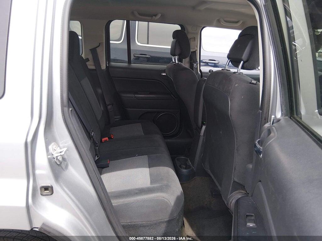 1C4NJPFB4GD813834 2016 JEEP PATRIOT photo no. 8
