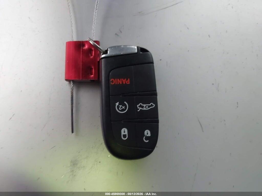 1C3CCCAB9GN150597 2016 CHRYSLER 200 photo no. 11