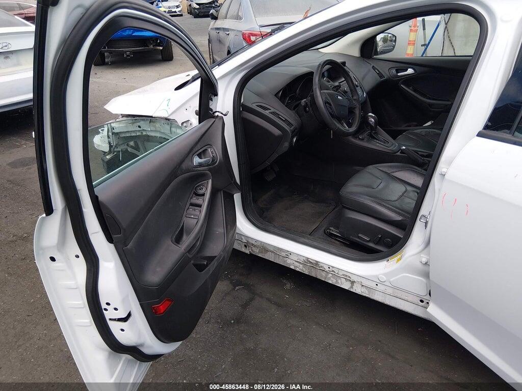 1FADP3F29GL351477 2016 FORD FOCUS photo no. 5