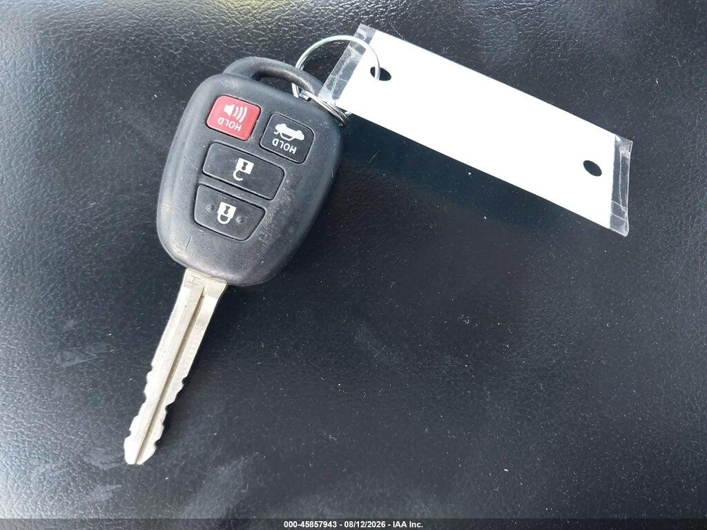 4T1BF1FK0GU200929 2016 TOYOTA CAMRY photo no. 11