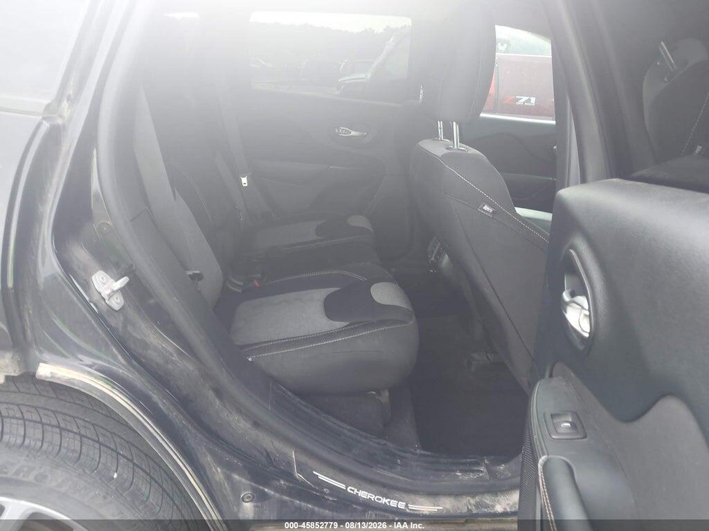 1C4PJMABXGW203942 2016 JEEP CHEROKEE photo no. 8