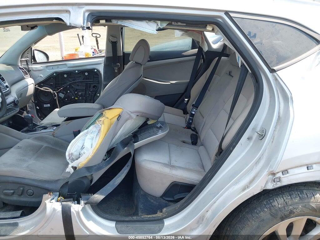 KM8J3CA4XGU197627 2016 HYUNDAI TUCSON photo no. 8