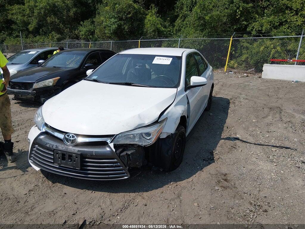 4T1BF1FK9GU566954 2016 TOYOTA CAMRY photo no. 2