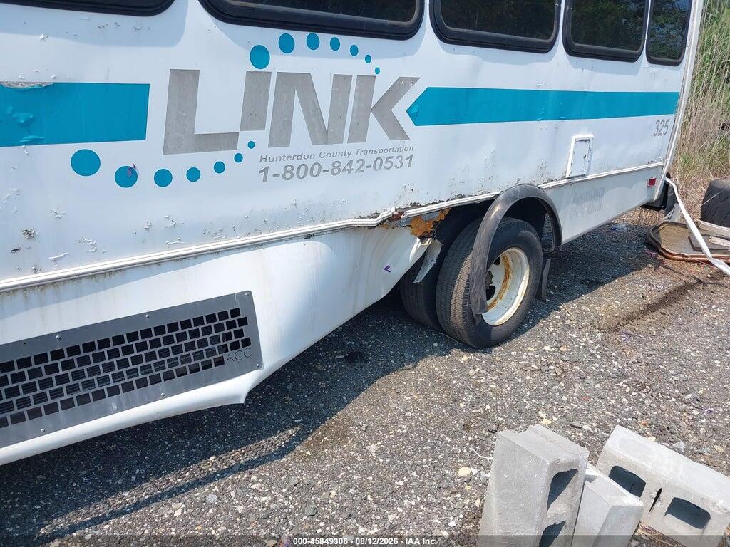 1FDFE4FS2GDC56764 2016 FORD E-450 CUTAWAY photo no. 11