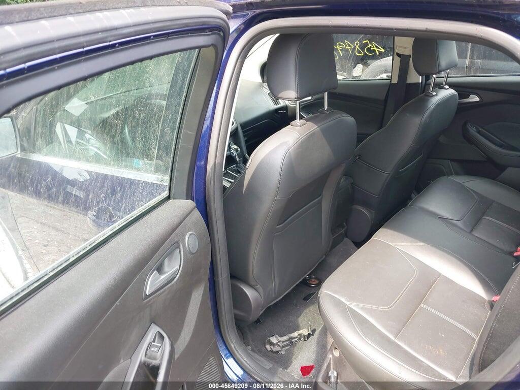 1FADP3J24GL202336 2016 FORD FOCUS photo no. 8
