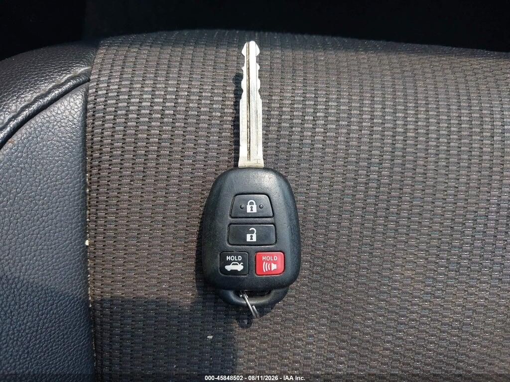 2T1BURHE4GC719799 2016 TOYOTA COROLLA photo no. 11