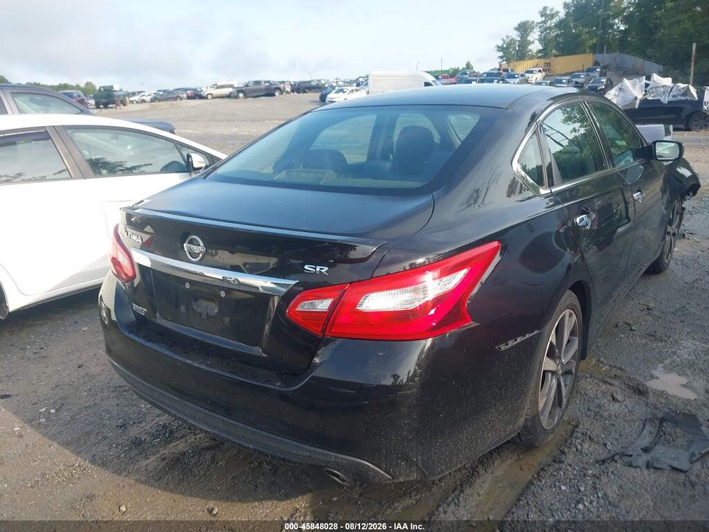 1N4AL3AP1GC242111 2016 NISSAN ALTIMA photo no. 4