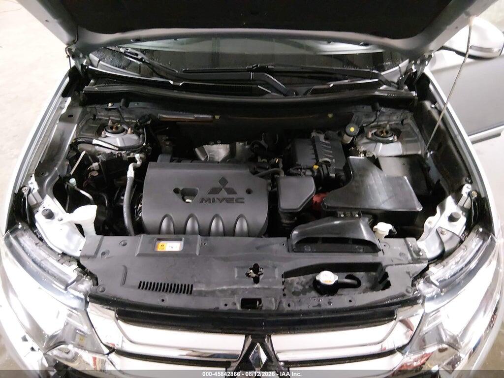 JA4AZ3A39GZ059598 2016 MITSUBISHI OUTLANDER photo no. 10