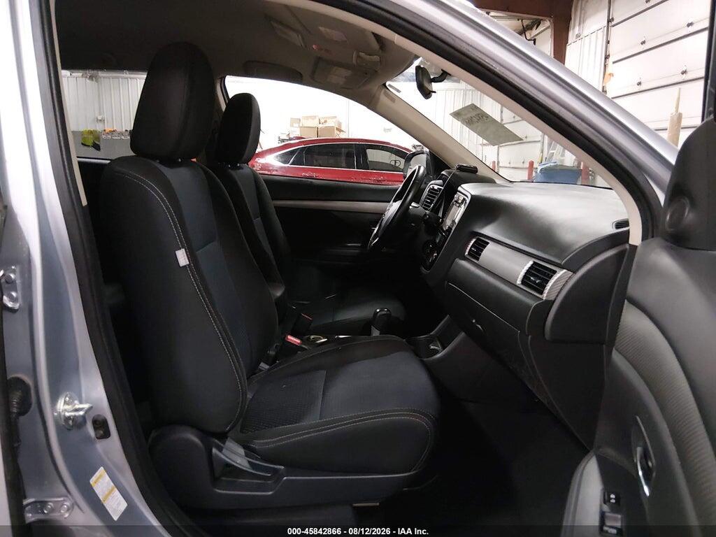 JA4AZ3A39GZ059598 2016 MITSUBISHI OUTLANDER photo no. 5