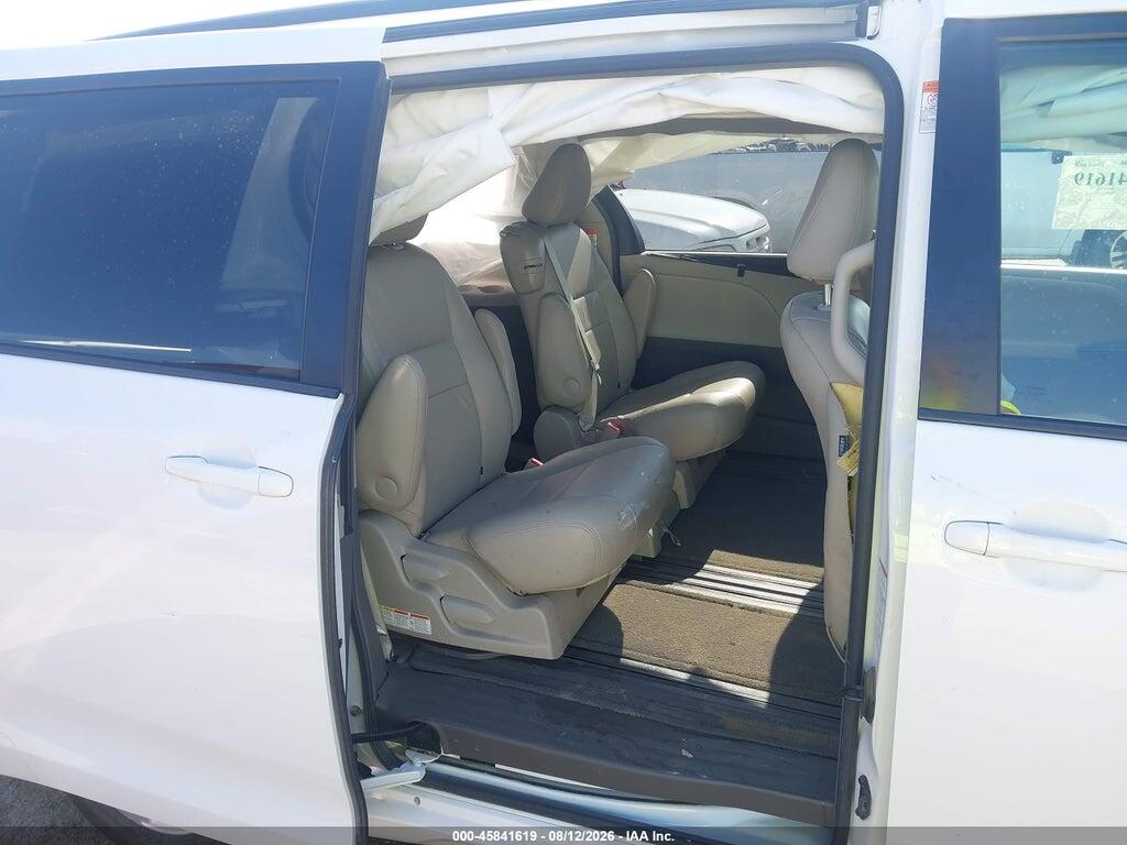 5TDKK3DC2GS750158 2016 TOYOTA SIENNA photo no. 8