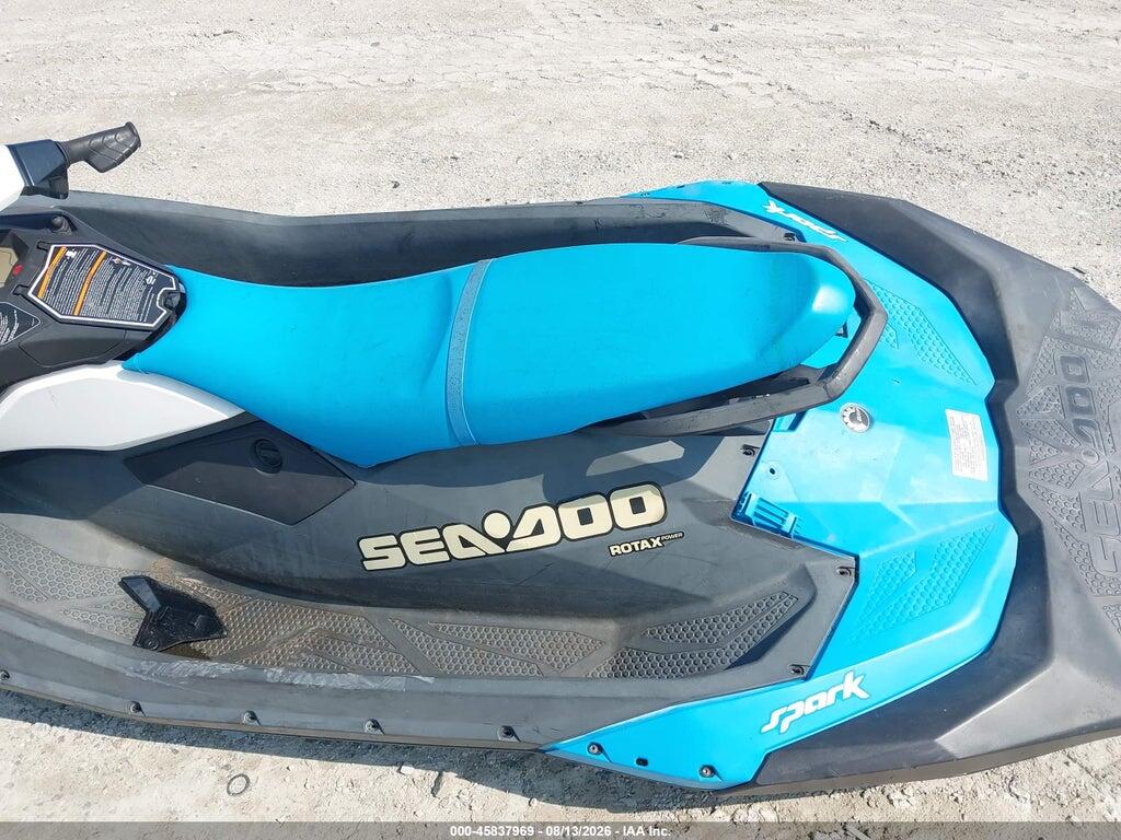 00000YDV57642D616 2016 SEADOO OTHER photo no. 8