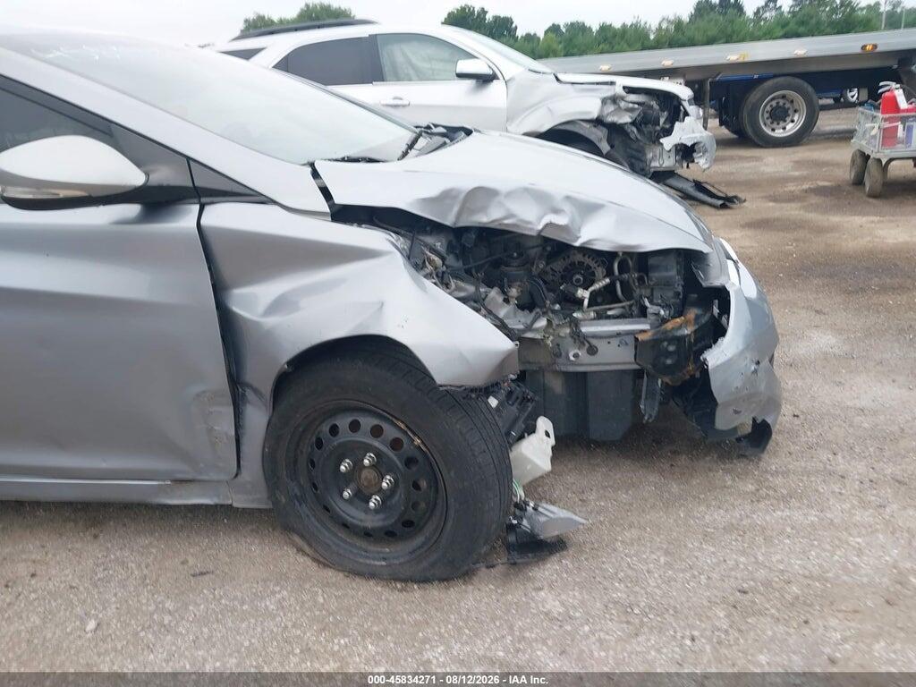 5NPDH4AE7GH743098 2016 HYUNDAI ELANTRA photo no. 12