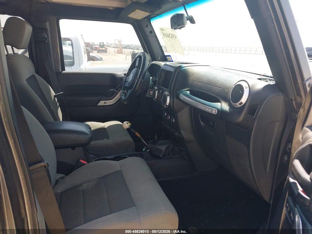1C4BJWFG7GL179322 2016 JEEP WRANGLER UNLIMITED photo no. 5