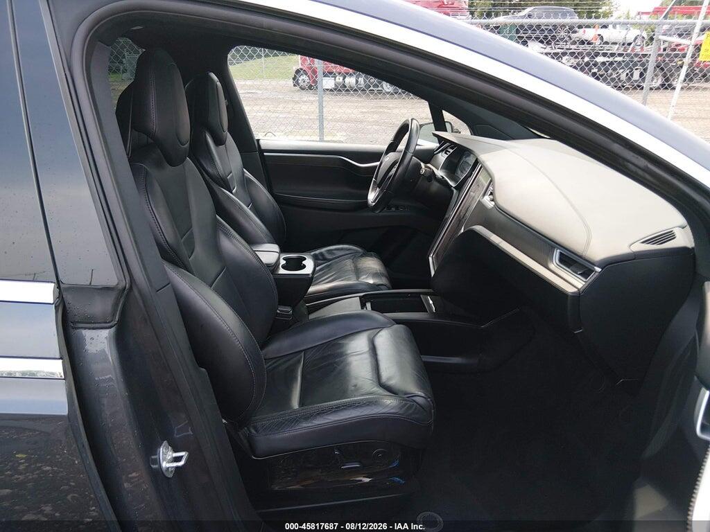 5YJXCBE29GF014373 2016 TESLA MODEL X photo no. 5