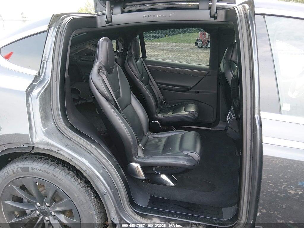 5YJXCBE29GF014373 2016 TESLA MODEL X photo no. 8