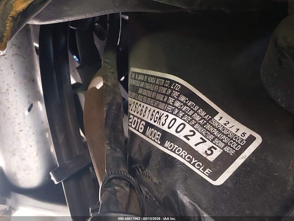 JH2SC6816GK300275 2016 HONDA GL1800 photo no. 10