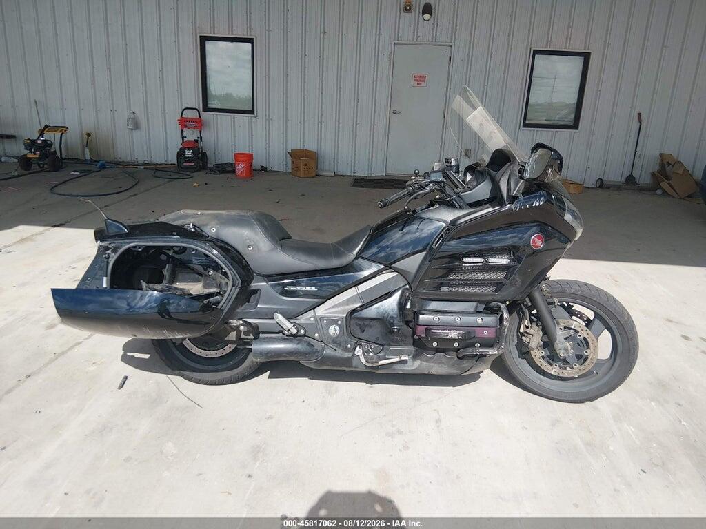 JH2SC6816GK300275 2016 HONDA GL1800 photo no. 12