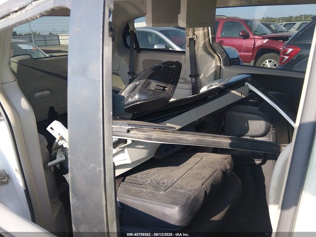 2C4RC1BG0GR299830 2016 CHRYSLER TOWN & COUNTRY photo no. 8