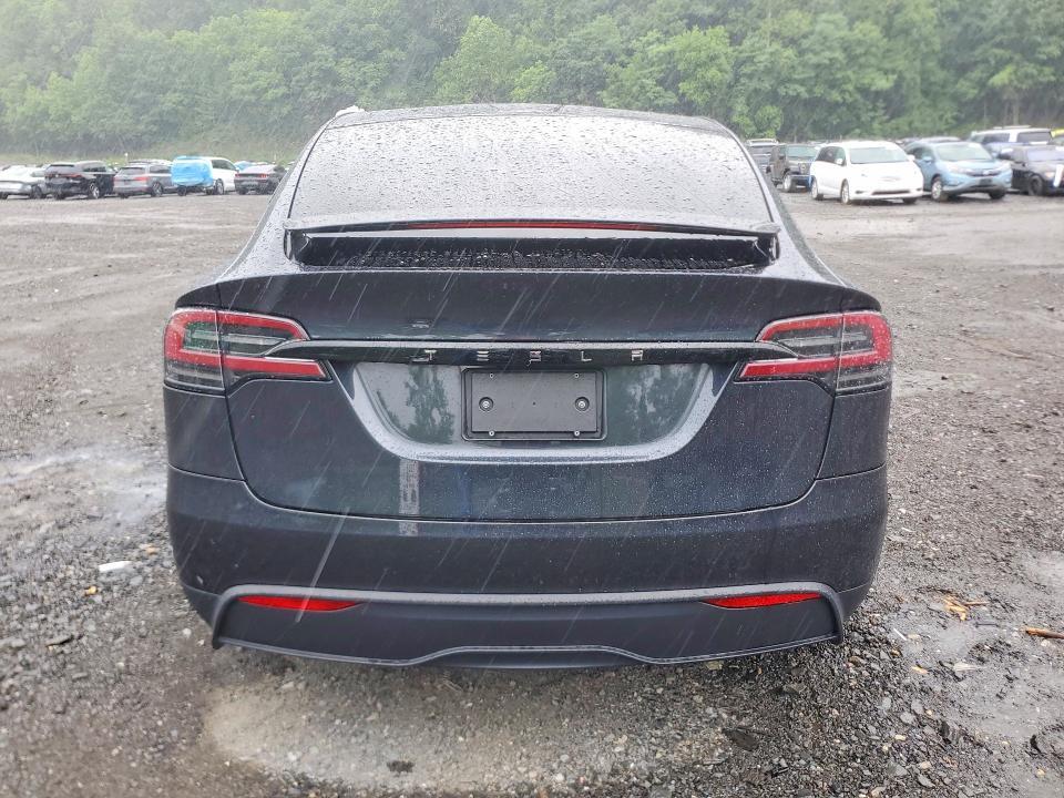 2024 TESLA MODEL X — Фото 6 из 12