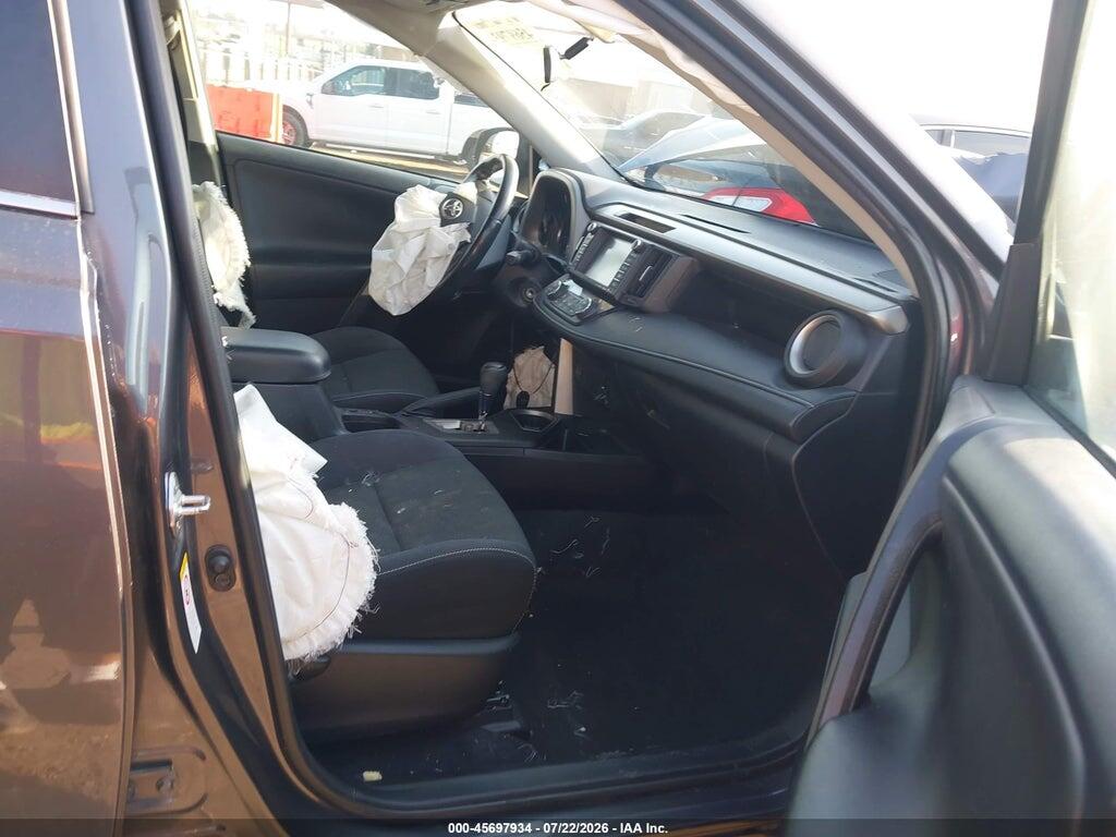 2T3RFREV6GW491565 2016 TOYOTA RAV4 photo no. 5