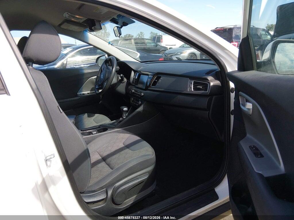 KNDCB3LC3H5051652 2017 KIA NIRO photo no. 5