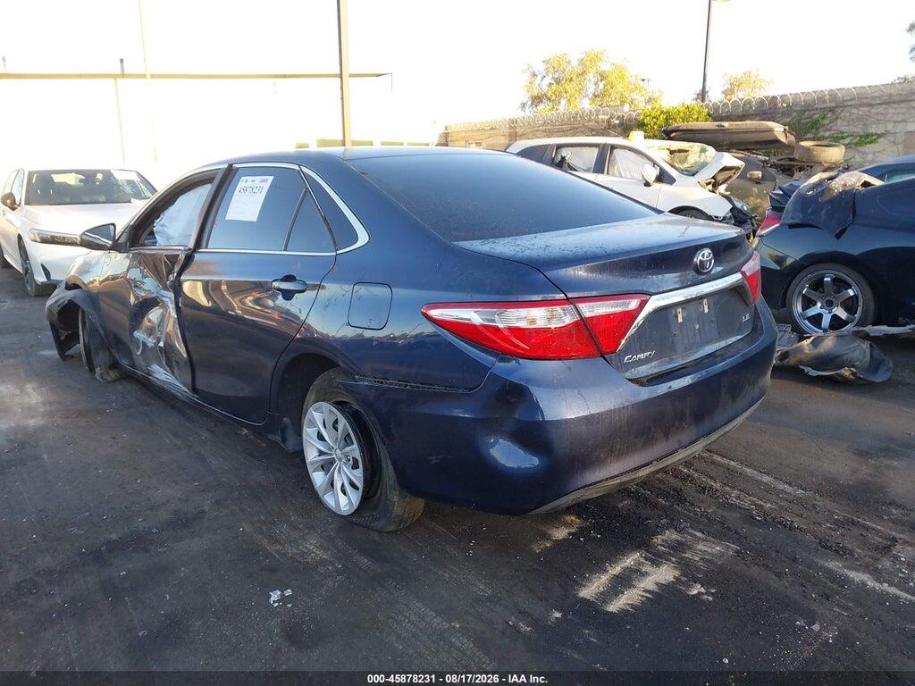 4T1BF1FK2HU732216 2017 TOYOTA CAMRY photo no. 3