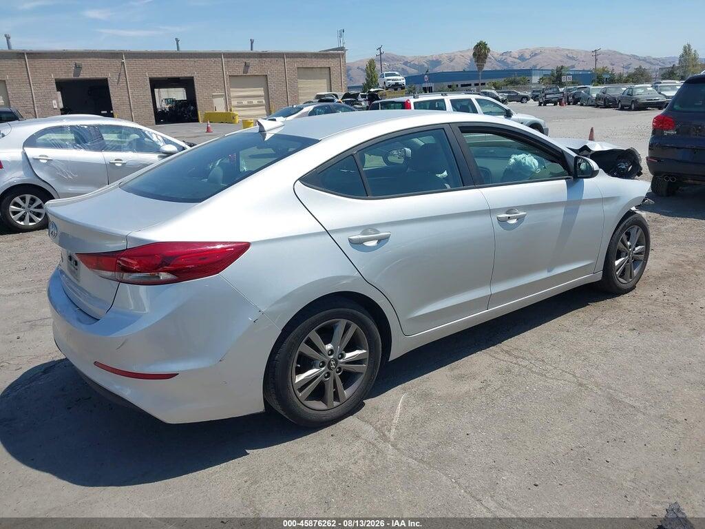5NPD84LF4HH071069 2017 HYUNDAI ELANTRA photo no. 4