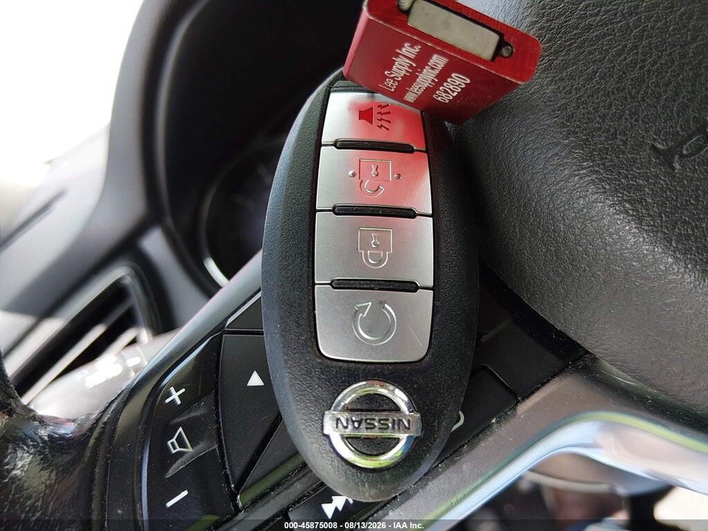 JN8AT2MT5HW392871 2017 NISSAN ROGUE photo no. 11