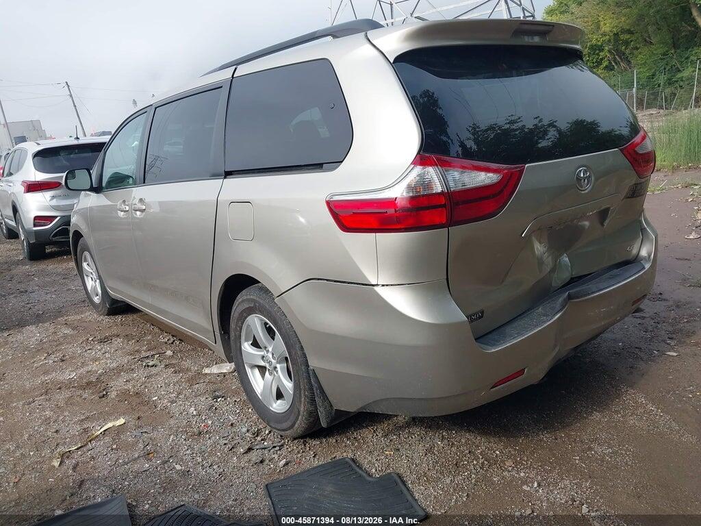 5TDKZ3DC1HS873396 2017 TOYOTA SIENNA photo no. 3