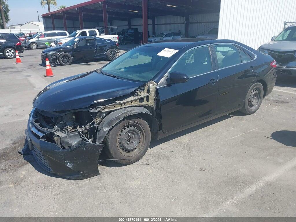 4T1BF1FK6HU327041 2017 TOYOTA CAMRY photo no. 2