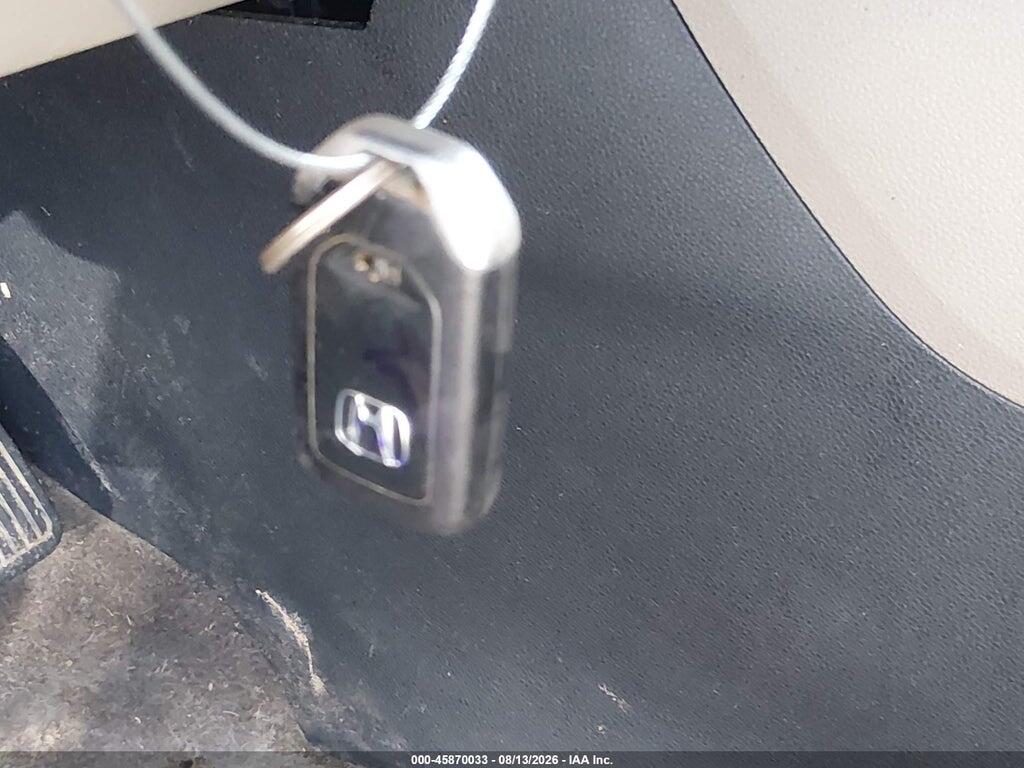 5FNYF5H11HB044498 2017 HONDA PILOT photo no. 11