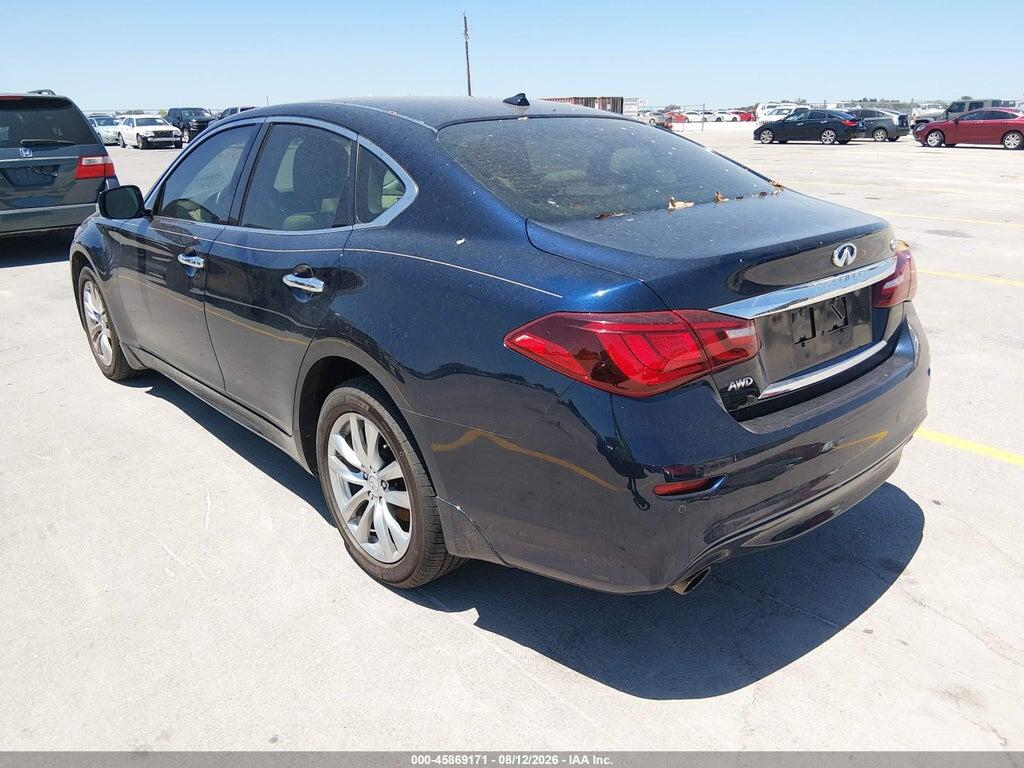 JN1BY1AR9HM770256 2017 INFINITI Q70 photo no. 3
