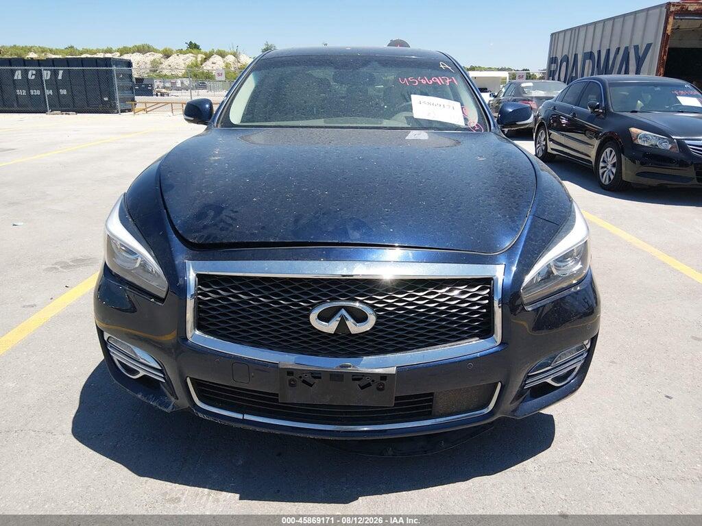 JN1BY1AR9HM770256 2017 INFINITI Q70 photo no. 6