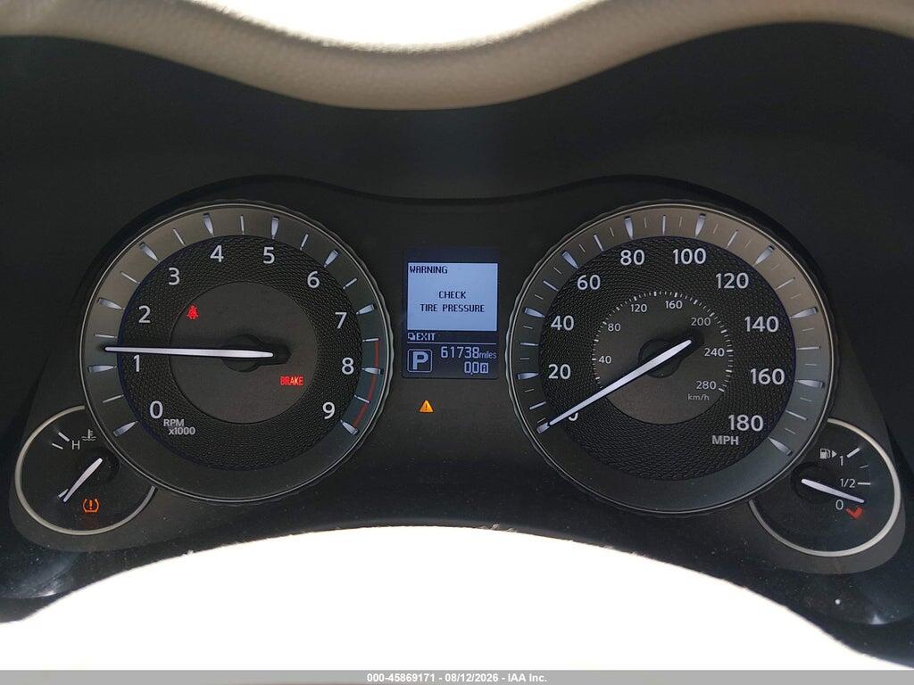 JN1BY1AR9HM770256 2017 INFINITI Q70 photo no. 7