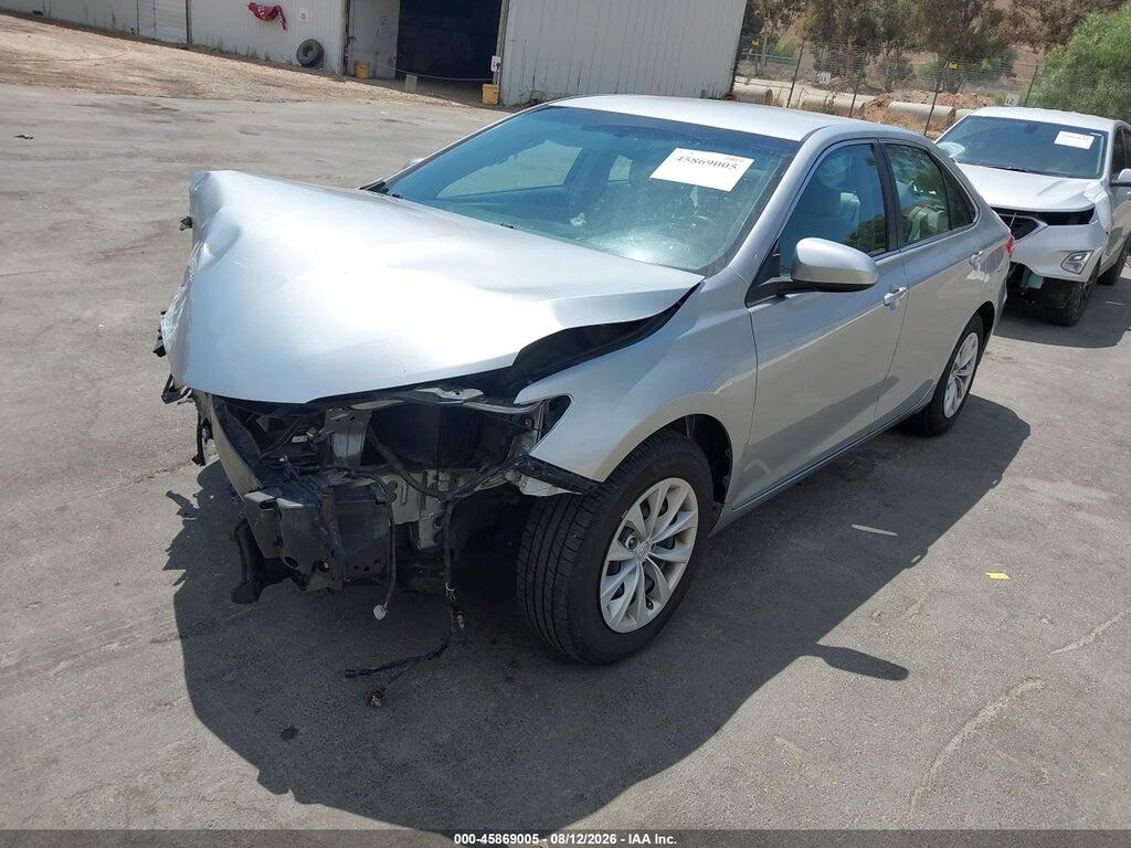 4T1BF1FK7HU807427 2017 TOYOTA CAMRY photo no. 2